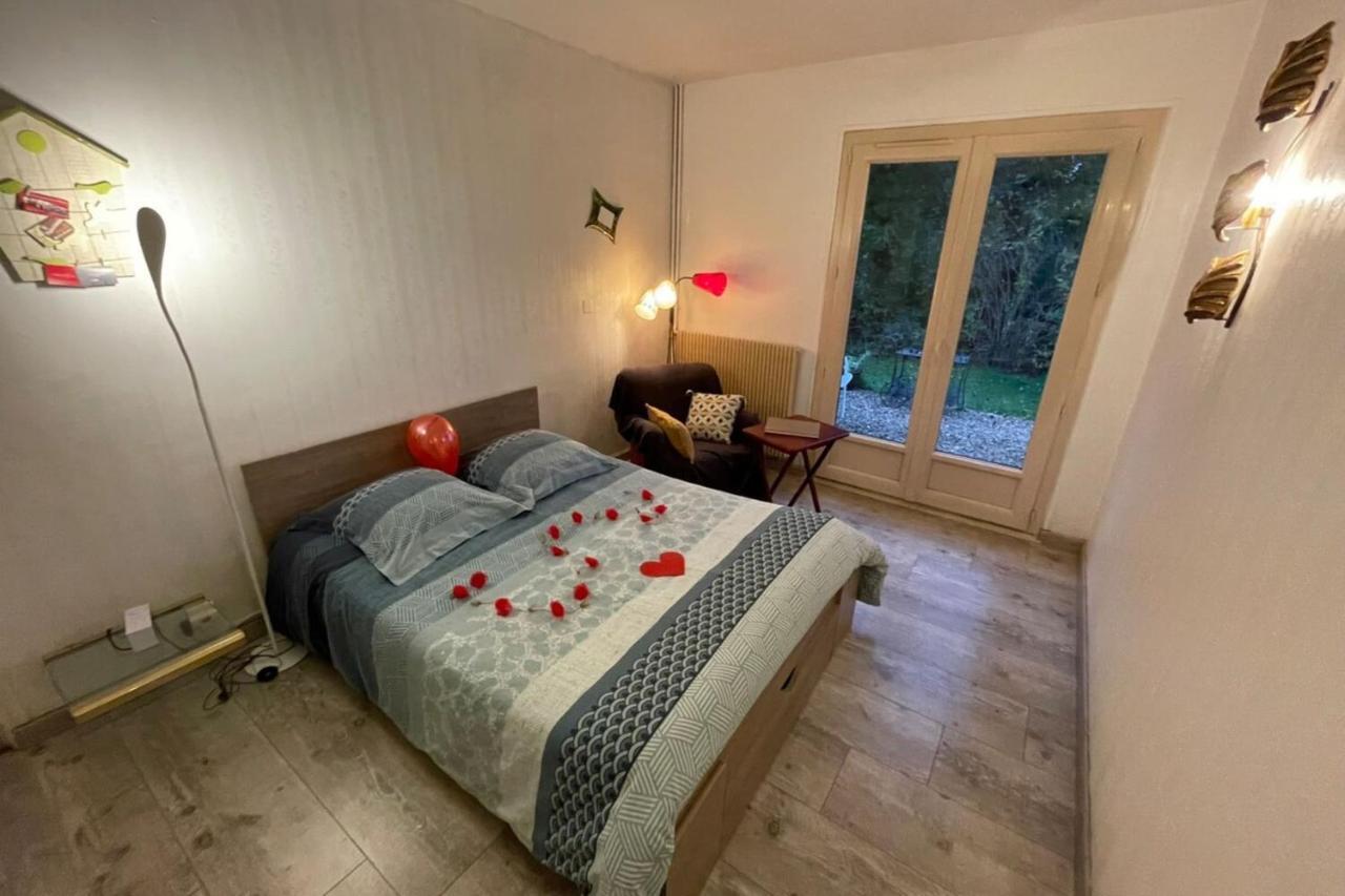 Au Calme Absolu Chez Nicolas Lindry Dış mekan fotoğraf