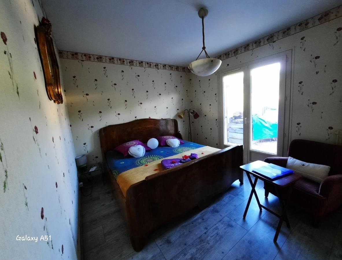 Au Calme Absolu Chez Nicolas Lindry Dış mekan fotoğraf